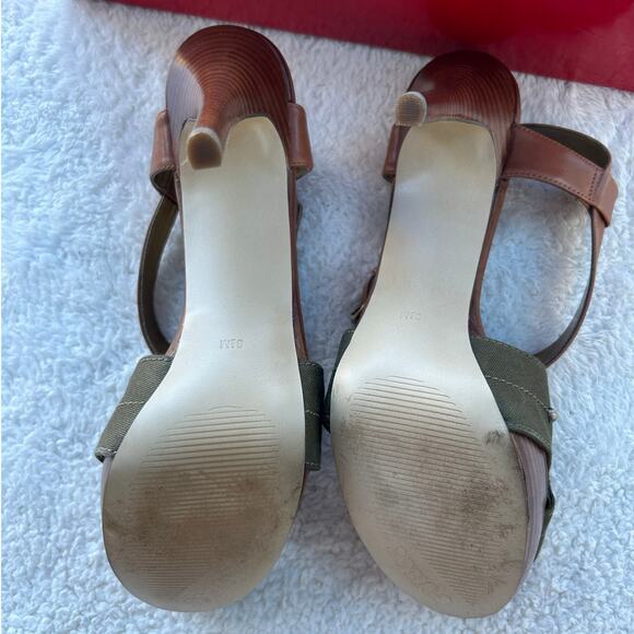 NWT Guess Belloma Green Multi Leather Platform Heel Size 8.5 - Picture 4 of 4